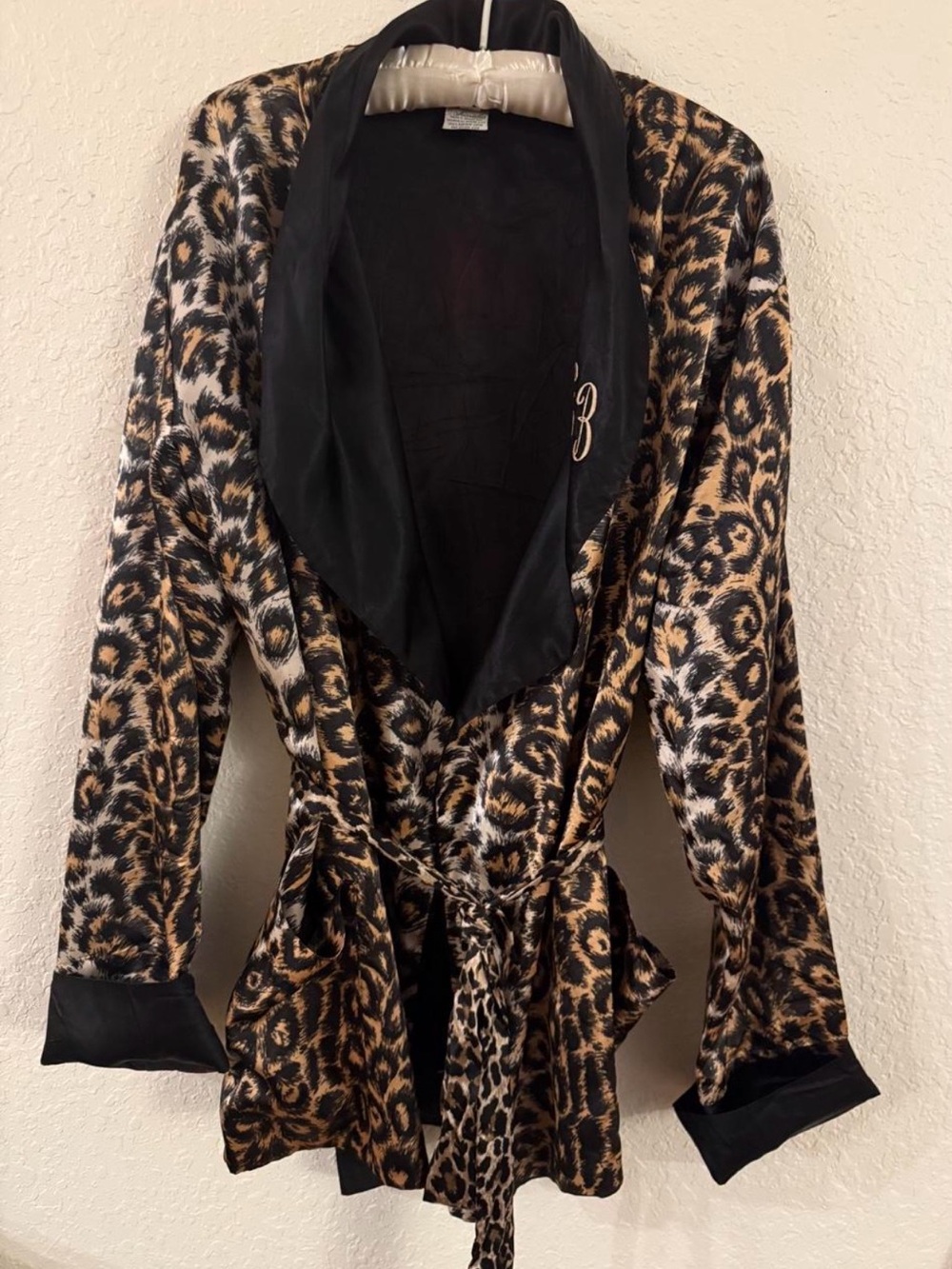 Vtg Scintilla Chicago Leopard Print 100% Satin Lounge Robe Jacket Med